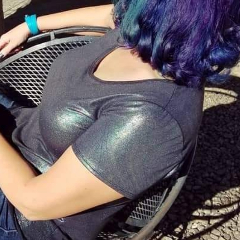 Shiny Top